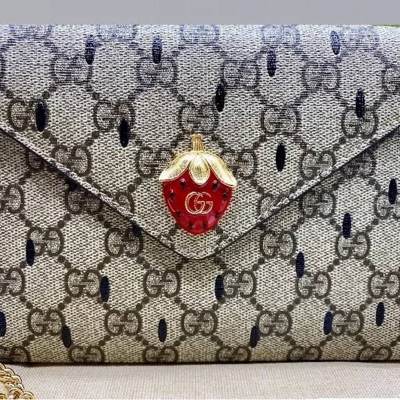 GUCCI BORSA FRAGOLA DOPPIA G MINI GG SUPREME BEIGE/EBANO (LIMITED EDITION) - Picture 2 of 5